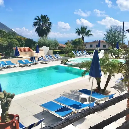 Aparthotel With Swimming Pool In